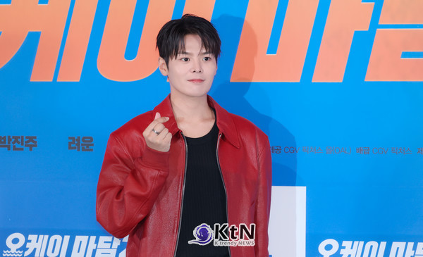 [KtN 현장포토] 강렬한 강렬함…‘오케이 마담2’ 려운, 시선 싹쓸이한 레드 가죽 재킷  사진=2026. 07.27  K trendy NEWS DB ⓒ케이 트렌디뉴스 무단전재 및 수집, 재배포금지