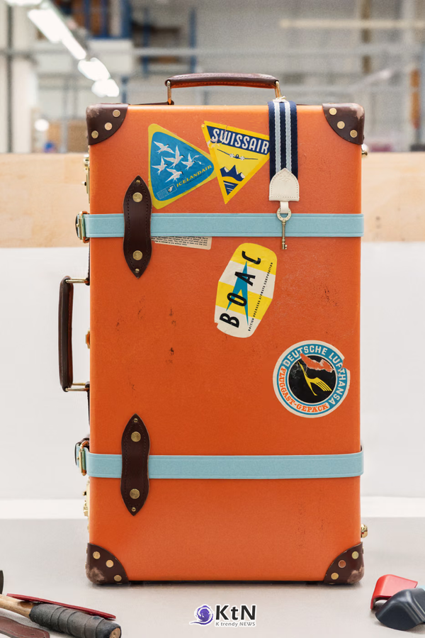 Globe-Trotter’s "Restoration Edit" Gives Vintage Vulcanised Fibreboard Cases a Second Life. 사진=Globe-Trotter, K trendy NEWS DB ⓒ케이 트렌디뉴스 무단전재 및 수집, 재배포금지