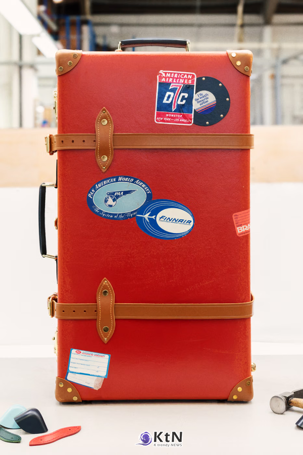 Globe-Trotter’s "Restoration Edit" Gives Vintage Vulcanised Fibreboard Cases a Second Life. 사진=Globe-Trotter, K trendy NEWS DB ⓒ케이 트렌디뉴스 무단전재 및 수집, 재배포금지
