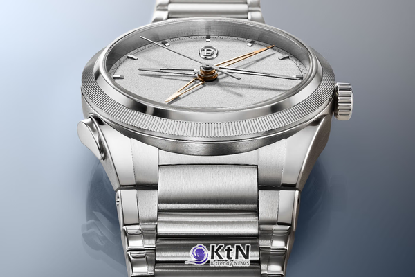 Take a Look at Parmigiani Fleurier’s 30th-Anniversary Tonda PF Platinum Collection. 사진=Parmigiani Fleurier, K trendy NEWS DB ⓒ케이 트렌디뉴스 무단전재 및 수집, 재배포금지