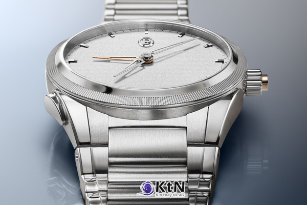 Take a Look at Parmigiani Fleurier’s 30th-Anniversary Tonda PF Platinum Collection. 사진=Parmigiani Fleurier, K trendy NEWS DB ⓒ케이 트렌디뉴스 무단전재 및 수집, 재배포금지