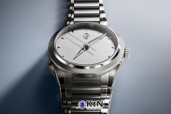 Take a Look at Parmigiani Fleurier’s 30th-Anniversary Tonda PF Platinum Collection. 사진=Parmigiani Fleurier, K trendy NEWS DB ⓒ케이 트렌디뉴스 무단전재 및 수집, 재배포금지
