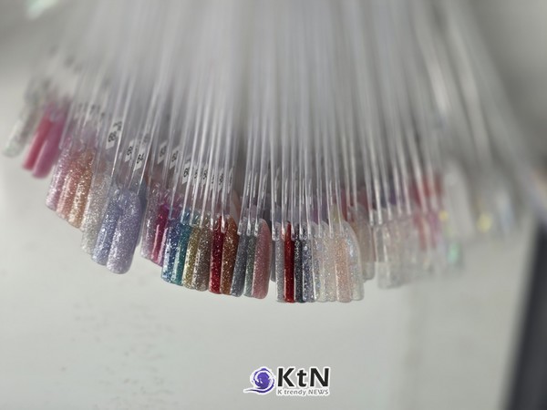 비바이에이치(B by H·Beauty by Heera), 손끝에서 읽는 K뷰티. 사진=K trendy NEWS DB ⓒ케이 트렌디뉴스 무단전재 및 수집, 재배포금지