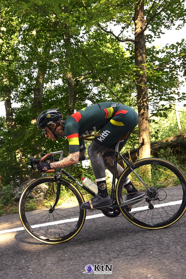 Kith x Cinelli's Supercorsa Bike Drops With Matching Gear. 사진=Kith, K trendy NEWS DB ⓒ케이 트렌디뉴스 무단전재 및 수집, 재배포금지