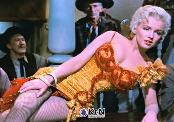 1954년 오토 프레밍거(Otto Preminger)의 ‘돌아오지 않는 강’에서 마릴린 먼로(Marilyn Monroe)