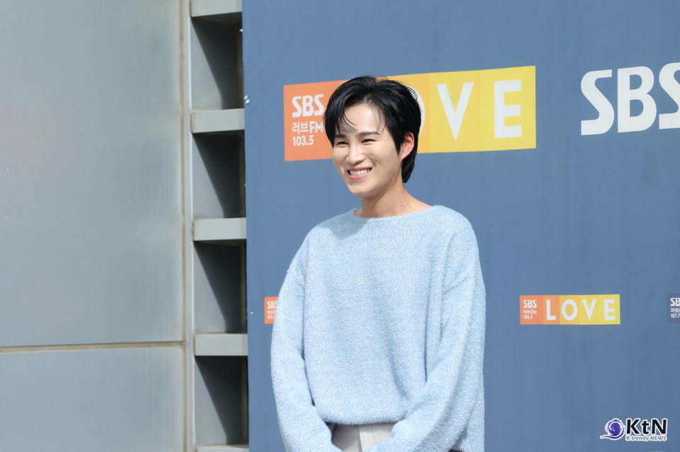 가수 김희재가 오는 9월 7일 세 번째 정규앨범 ‘REVERB(리버브)’를 발표한다. 2024년 3월 선보인 정규 2집 ‘희로애락(喜怒哀樂)’ 이후 약 2년 6개월 만의 정규앨범이다.  사진=2026. 08.06 K trendy NEWS DB ⓒ케이 트렌디뉴스 무단전재 및 수집, 재배포금지