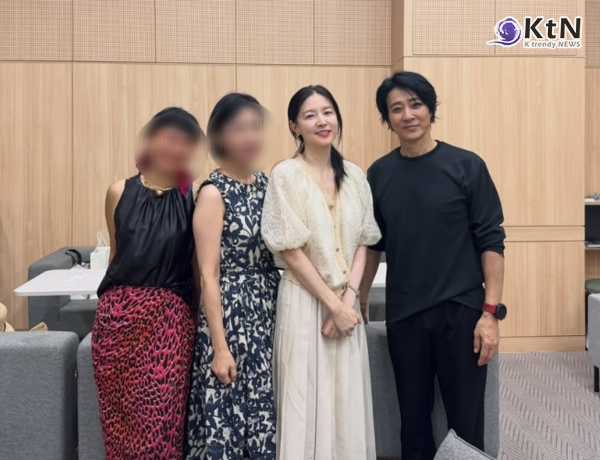 노소영, 최태원과의 ‘세기의 이혼’ 결판 앞두고 최수종 연극 응원 현장 포착  사진=2026. 08.10 최수종 sns  K trendy NEWS DB ⓒ케이 트렌디뉴스 무단전재 및 수집, 재배포금지