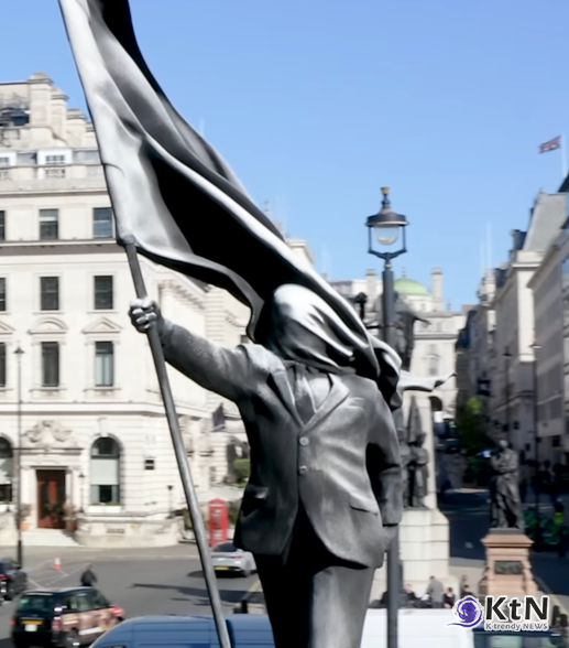 banksy. 사진=banksy 인스타 갈무리, K trendy NEWS DB ⓒ케이 트렌디뉴스 무단전재 및 수집, 재배포금지