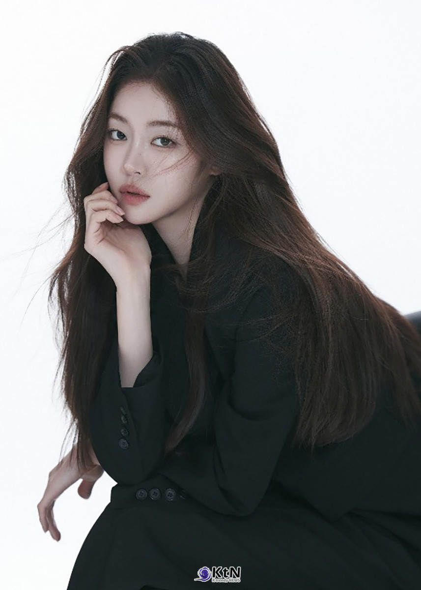 배우 송지우가 매니지먼트 런과 전속계약을 체결하고 새로운 출발에 나선 가운데 차기작까지 예고하며 활발한 행보를 이어간다. / 사진=매니지먼트 런. K trendy NEWS DB ⓒ케이 트렌디뉴스 무단전재 및 수집, 재배포금지.
