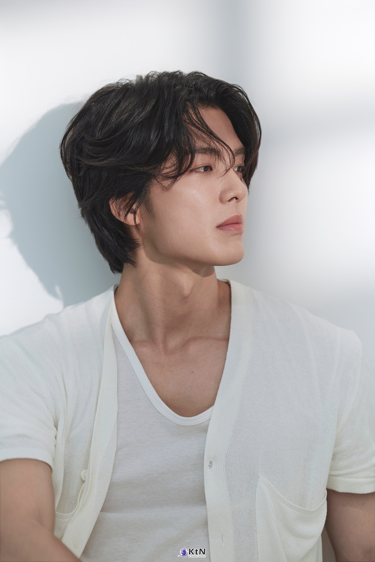 배우 서재우가 비글루 숏폼 드라마 ‘지독한 사랑에 빠지다’에서 이태빈으로 분해 전작과는 다른 감정 연기를 선보이고 있다. / 사진=빅프렌즈. K trendy NEWS DB ⓒ케이 트렌디뉴스 무단전재 및 수집, 재배포금지.