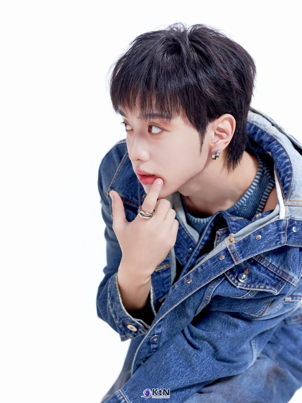 오늘(11일) 방송되는 SBS Life ‘더쇼’에 키스오브라이프, 아르테미스, 더윈드, 휘브 등이 출연해 다채로운 무대를 선보이며 싸이커스 유준이 스페셜 MC로 함께한다. / 사진=싸이커스 유준-KQ엔터테인먼트, 키스오브라이프-S2엔터테인먼트, 아르테미스-모드하우스, 더윈드·휘브-각 소속사. K trendy NEWS DB ⓒ케이 트렌디뉴스 무단전재 및 수집, 재배포금지.