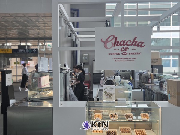 차차커피코(CHACHA COFFEE CO.) KTX 행신역점. 사진=Descente, K trendy NEWS DB ⓒ케이 트렌디뉴스 무단전재 및 수집, 재배포금지