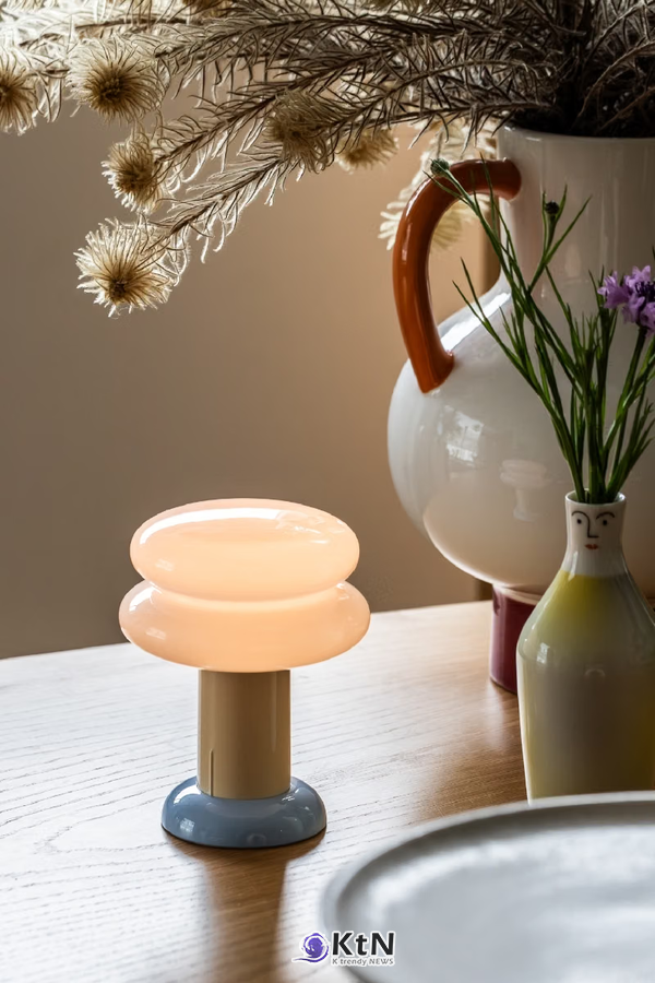 ILKW Upgrades Its Beloved SNOWMAN Lamp With 260 Hours of Battery Life. 사진=ILKWANG, K trendy NEWS DB ⓒ케이 트렌디뉴스 무단전재 및 수집, 재배포금지