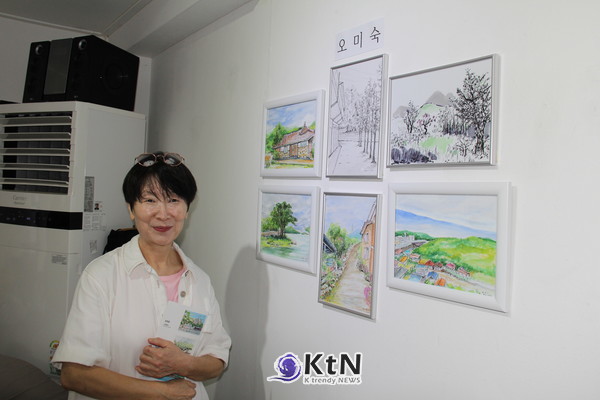 파주에서 포천을 오가며 그림 그리는 시간이 가장 행복했다는 오미숙씨 (사진=조영식 기자)