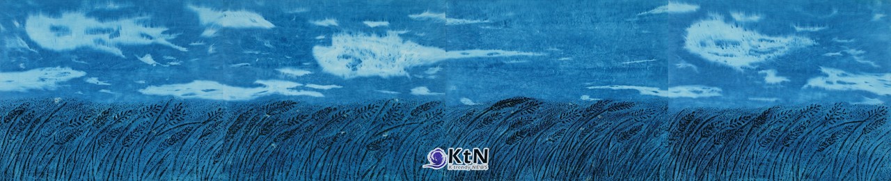 강석태, '밀밭에 구름이 분다', 장지에 탁본·채색, 132×652㎝. 사진=갤러리 재희