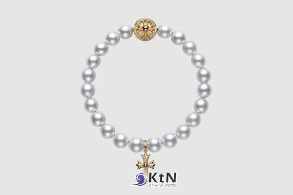 Chrome Hearts and Mikimoto Tease Closer Look at the Collaborative Gold Pearl Jewelry Collection, 사진=Chrome Hearts and Mikimoto, K trendy NEWS DB ⓒ케이 트렌디뉴스 무단전재 및 수집, 재배포금지