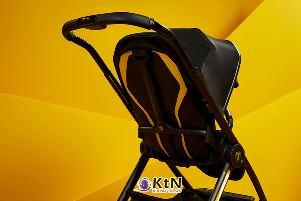 Silver Cross and Automobili Lamborghini Unveil the Reef AL Giallo Super Stroller. 사진=Silver Cross, K trendy NEWS DB ⓒ케이 트렌디뉴스 무단전재 및 수집, 재배포금지