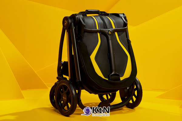 Silver Cross and Automobili Lamborghini Unveil the Reef AL Giallo Super Stroller. 사진=Silver Cross, K trendy NEWS DB ⓒ케이 트렌디뉴스 무단전재 및 수집, 재배포금지