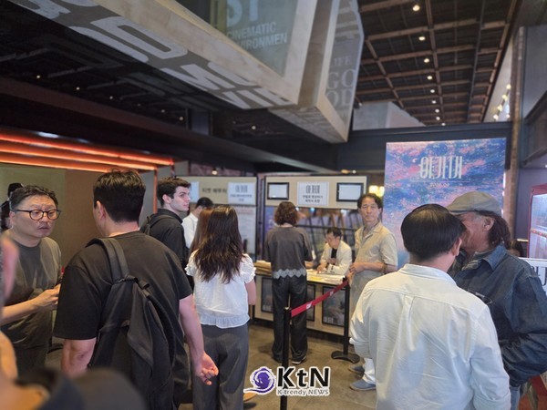 [아가미 리뷰] 상처가 호흡이 되는 순간, 인간의 경계에서 만난 삶. 사진=K trendy NEWS DB ⓒ케이 트렌디뉴스 무단전재 및 수집, 재배포금지