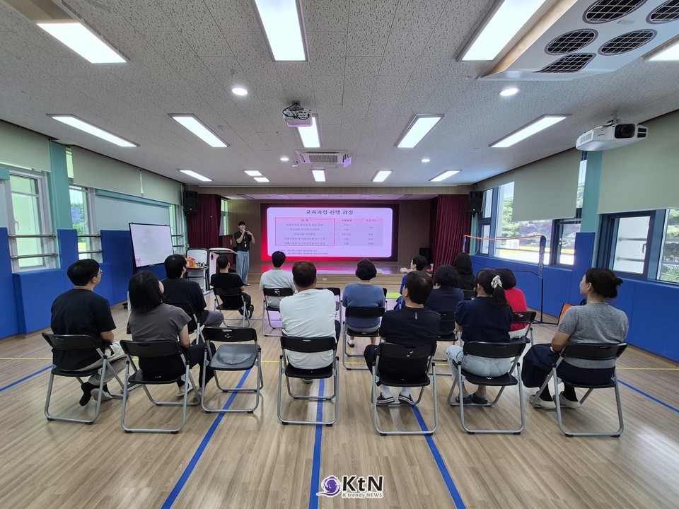 파주도시공사, DMZ 대성동초·민통선 군내초 교직원에 찾아가는 심폐소생술·응급처치 교육 /사진= 파주도시공사, K trendy NEWS DB ⓒ케이 트렌디뉴스 무단전재 및 수집, 재배포금지