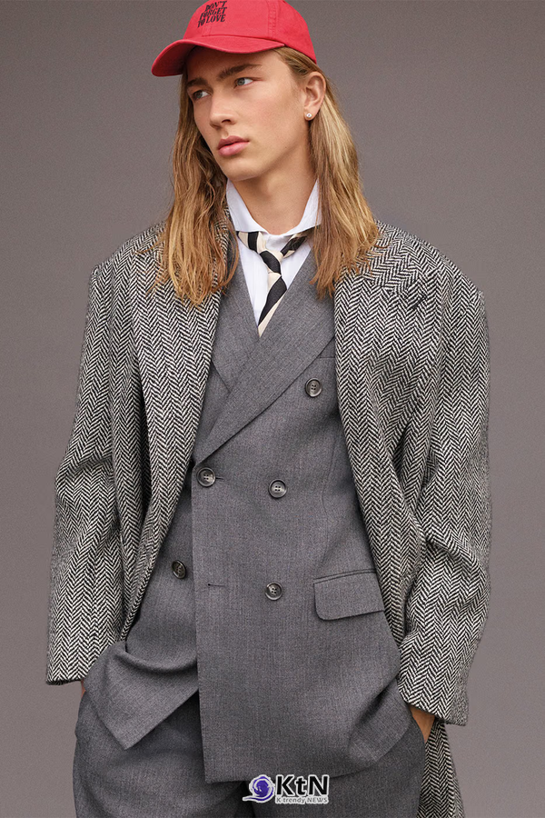 [AMI Paris FW26①] 오버사이즈 수트와 롱 코트, 느슨해진 파리지앵 테일러링. 사진=Karim Sadli/Victor Brun, K trendy NEWS DB ⓒ케이 트렌디뉴스 무단전재 및 수집, 재배포금지