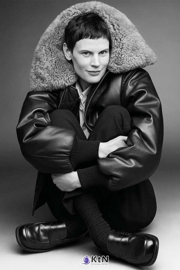 [AMI Paris FW26⑥] 친구들의 초상, 사람을 앞세운 파리의 옷장. 사진=Karim Sadli/Victor Brun, K trendy NEWS DB ⓒ케이 트렌디뉴스 무단전재 및 수집, 재배포금지