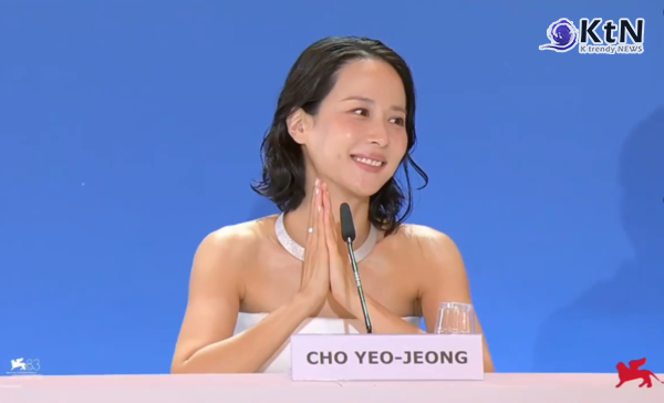 설경구·전도연·조여정·조인성 뭉쳤다…이창동 '가능한 사랑', 베니스 홀렸다  사진=2026. 09.06. 제83회 베니스영화제 공식 유튜브 채널 갈무리 (이창동 감독이 '버닝'(2018) 이후 8년 만에 내놓은 신작 '가능한 사랑'이 제83회 베니스국제영화제 공식 상영을 시작으로 글로벌 영화계의 이목을 집중시키고 있다.) K trendy NEWS DB ⓒ케이 트렌디뉴스 무단전재 및 수집, 재배포금지