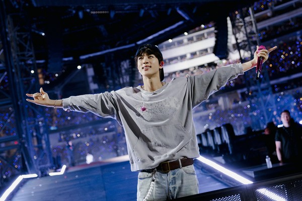 진 /31회 전석 매진·192만 명 열광… 방탄소년단, 北美 스타디움史 새로 썼다  사진=2026. 09.08 빅히트뮤직 (그룹 방탄소년단(BTS)이 북미 대륙을 보랏빛 함성으로 물들이며 192만 관객과 호흡한 초대형 월드투어 북미 일정을 성황리에 마쳤다.) .K trendy NEWS DB ⓒ케이 트렌디뉴스 무단전재 및 수집, 재배포금지 