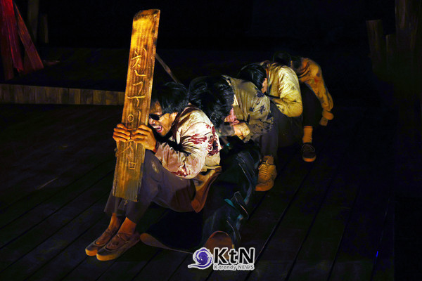 연극 '체온'의 한 장면 (자료=바람엔터테인먼트 제공)