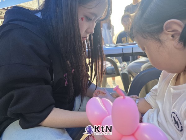 [김포 인사이트③] 김포대학교 뷰티아트과, 한옥마을서 미용 봉사…전공 활동 지역 현장으로. 사진=K trendy NEWS DB ⓒ케이 트렌디뉴스 무단전재 및 수집, 재배포금지