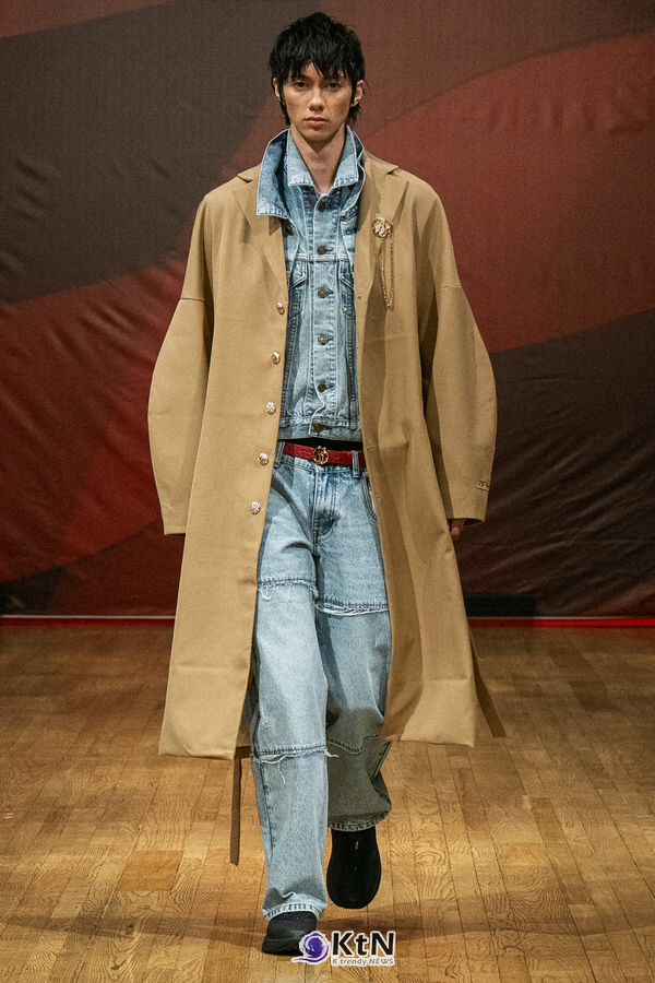 Advisry SS27 'AMERICA, STILL' Is a Three-Act Ode to American Resilience. 사진=Advisry, K trendy NEWS DB ⓒ케이 트렌디뉴스 무단전재 및 수집, 재배포금지