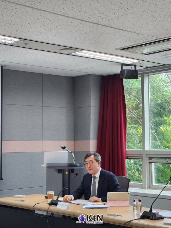 [K-뷰티 글로벌전략②] 수출 70억달러 시대, 제품 뒤를 받치는 ‘규제 전문인력’. 사진=K trendy NEWS DB ⓒ케이 트렌디뉴스 무단전재 및 수집, 재배포금지
