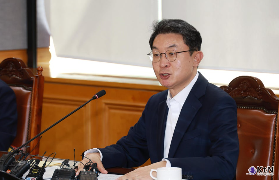 이억원 금융위원장. 사진=금융위원회, K trendy NEWS DB ⓒ케이 트렌디뉴스 무단전재 및 수집, 재배포금지
