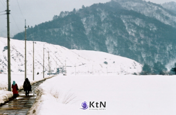길 Road (Gil) 2004년. 사진=kmdb, K trendy NEWS DB ⓒ케이 트렌디뉴스 무단전재 및 수집, 재배포금지