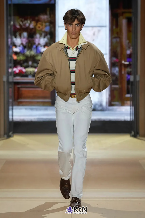 [Gucci SS27②] 짧아진 바지와 로퍼…뎀나가 바꾼 구찌 남성복.  사진=Alessandro Lucioni/Vogue Runway, K trendy NEWS DB ⓒ케이 트렌디뉴스 무단전재 및 수집, 재배포금지