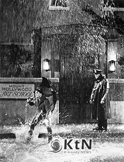 [영화 인사이트④] ‘Singin’ in the Rain’, 소리가 들어오자 달라진 카메라와 스타의 조건. 사진=IMDB
