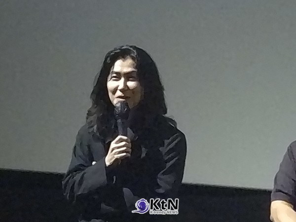 영화 '포르테' VIP 프리미어 시사회에서 킴보킴 감독이 작품의 비주얼과 오디오, 연출 방향을 소개하고 있다. 사진=K trendy NEWS DB ⓒ케이 트렌디뉴스 무단전재 및 수집, 재배포금지