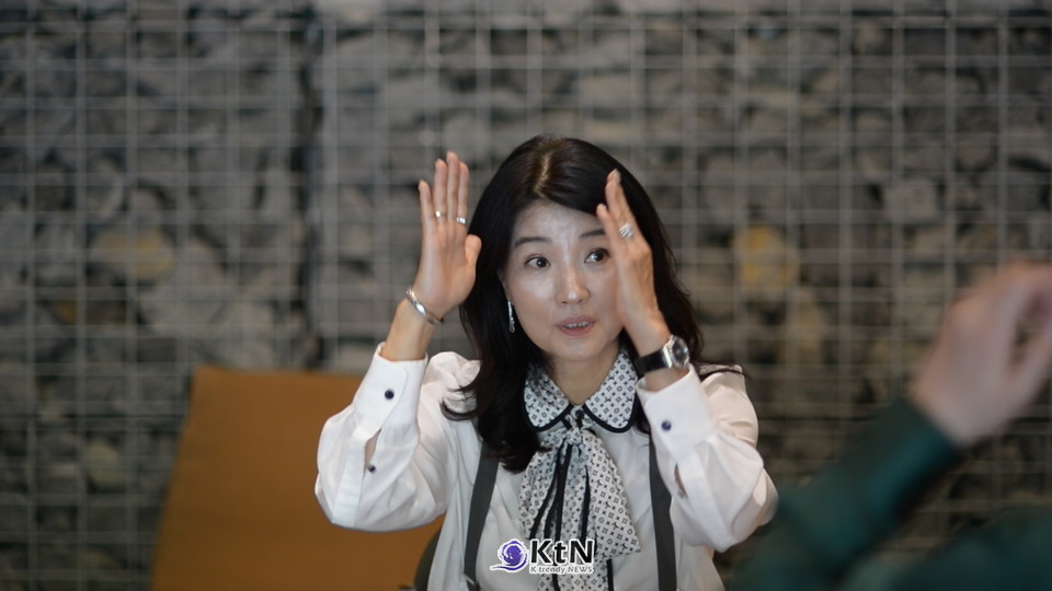 홍지숙 아트큐브 2R2 관장·아트토큰 대표가 NFT 시장을 경험하며 주목한 부분도 가격과 작품이 축적해온 시간의 차이와 맞닿아 있다.