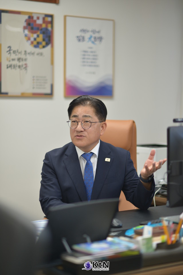 이기형 시장은 기자간담회에서 김포의 역사·문화 유적과 관광지가 “파편적으로 흩어져 있다”는 취지로 설명하며 이를 연계할 필요성을 강조했다.   /사진=K trendy NEWS DB ⓒ케이 트렌디뉴스 무단전재 및 수집, 재배포금지