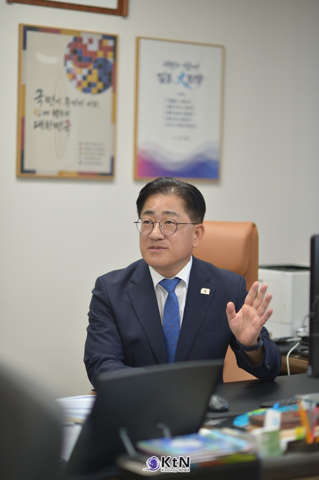 이기형 시장이 본지 질의에 답하며 강조한 ‘숨어 있는 김포의 가치’는 한강하구에서 출발했다. /사진=K trendy NEWS DB ⓒ케이 트렌디뉴스 무단전재 및 수집, 재배포금지