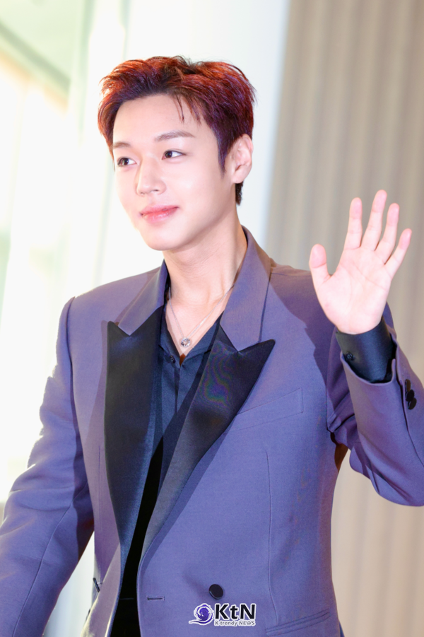 1690만 '단종 신드롬' 박지훈, 유해진과 호흡 맞추고 부일영화상 올해의 스타상 수상 ...박지훈, '왕과 사는 남자'로 부일영화상 올해의 스타상  사진=2026. 10.08. K trendy NEWS DB ⓒ케이 트렌디뉴스 무단전재 및 수집, 재배포금지