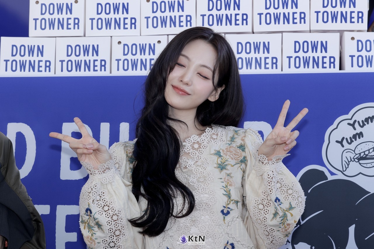 [KtN 현장포토]"면접관도 반할 단아함"…'최종면접' 조이현, 해운대 달군 프리패스상 아우라 [BIFF 2026] '최종면접' 조이현, 시선 붙잡는 단아한 아우라  사진=2026. 10.10.K trendy NEWS DB ⓒ케이 트렌디뉴스 무단전재 및 수집, 재배포금지