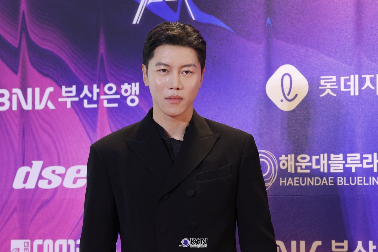 [KtN 현장] 부일영화상 5관왕 오른 '호프'의 저력, 음문석 첫 남우조연상 영예   사진=2026. 10.10.K trendy NEWS DB ⓒ케이 트렌디뉴스 무단전재 및 수집, 재배포금지