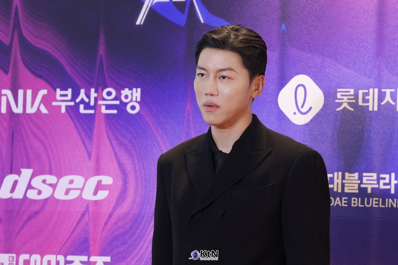 [KtN 현장] 부일영화상 5관왕 오른 '호프'의 저력, 음문석 첫 남우조연상 영예   사진=2026. 10.10.K trendy NEWS DB ⓒ케이 트렌디뉴스 무단전재 및 수집, 재배포금지
