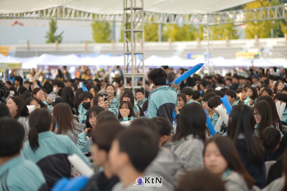 김포시 교육정책에는 경제적 여건에 따른 학습격차를 줄이는 사업도 포함돼 있다. 올해는 저소득층 중·고등학생 300명을 대상으로 온라인 학습 콘텐츠를 제공하는 '김포 이클래스'를 추진했다.  /사진=K trendy NEWS DB ⓒ케이 트렌디뉴스 무단전재 및 수집, 재배포금지