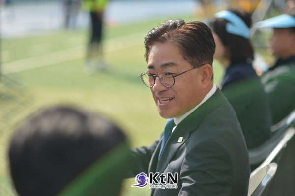 이기형 김포시장 “찾아가는 진로체험 확대”…학교 밖 진로교육, 지역 산업·대학과 연결. 사진=K trendy NEWS DB ⓒ케이 트렌디뉴스 무단전재 및 수집, 재배포금지