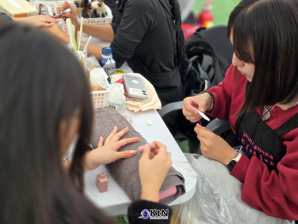 대학의 평생교육은 학위과정과는 출발점이 다르다. 고교 졸업 뒤 진학해 정해진 전공과정을 이수하는 방식보다 이미 사회생활을 하고 있는 성인이 필요에 따라 다시 대학을 찾는 형태에 가깝다.  /사진=K trendy NEWS DB ⓒ케이 트렌디뉴스 무단전재 및 수집, 재배포금지
