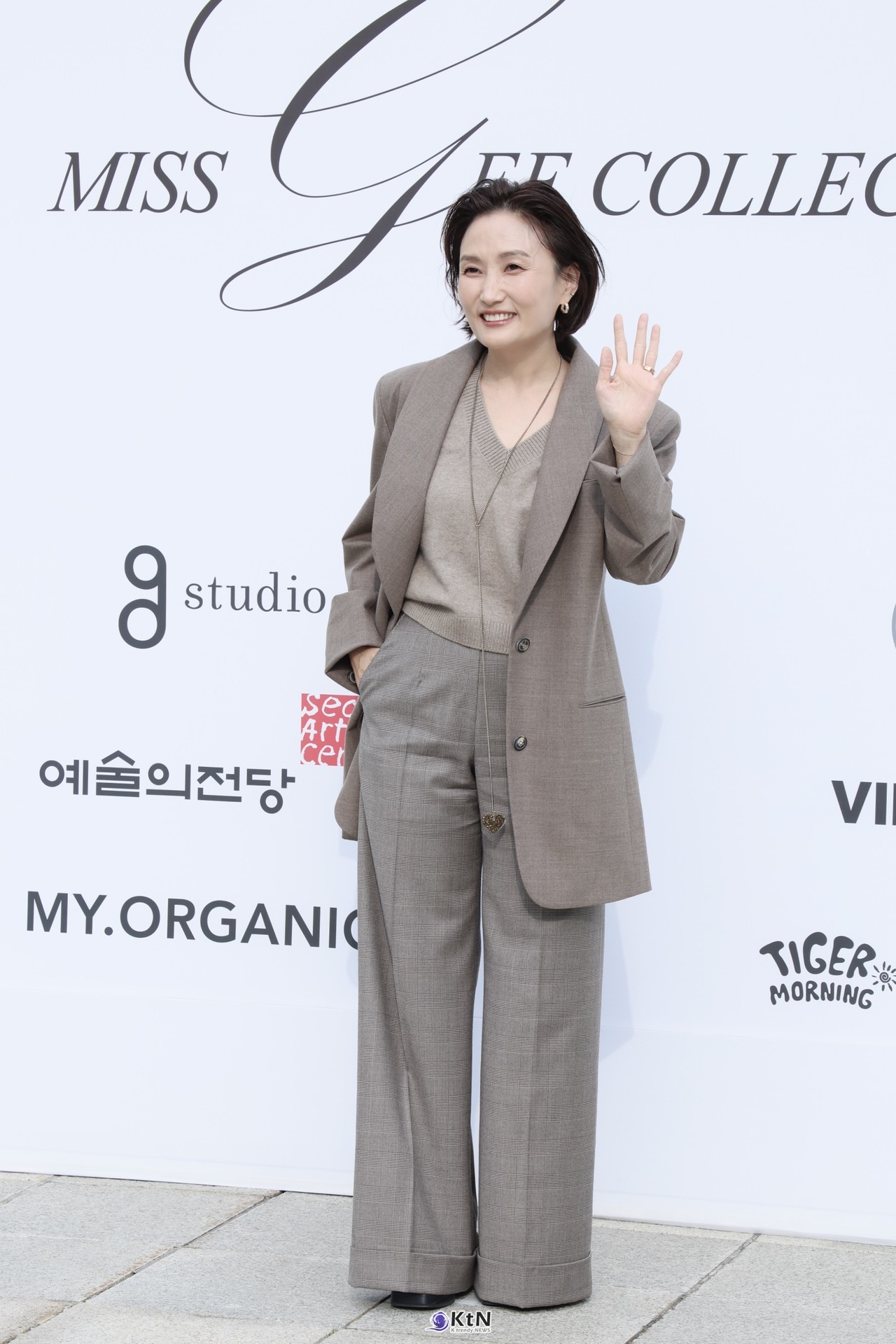 [KtN 현장포토] 박경림, 미스지콜렉션 빛낸 '시크한 매니시룩' 사진=2026. 10.15.K trendy NEWS DB ⓒ케이 트렌디뉴스 무단전재 및 수집, 재배포금지