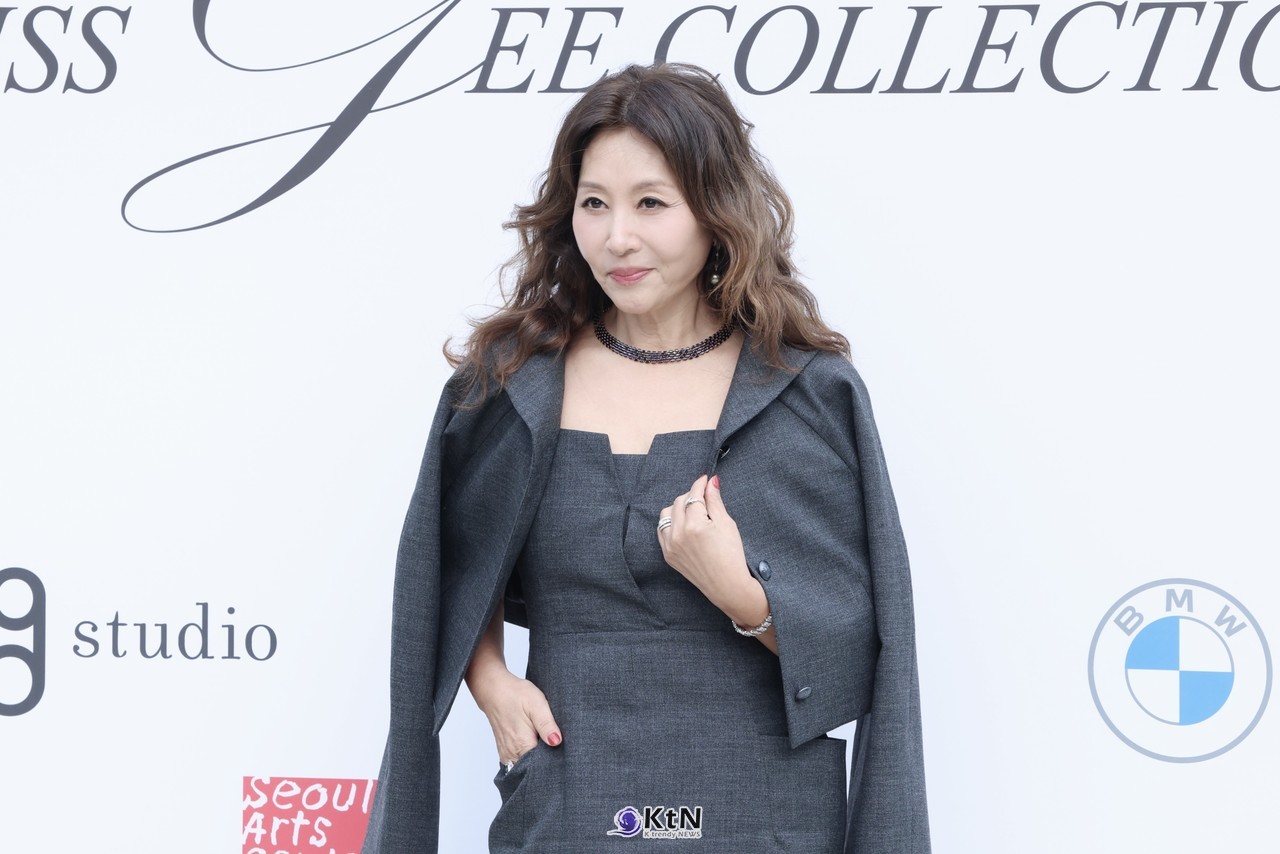 [KtN 현장포토] 최명길, 시선 압도하는 '범접 불가 우아함'… 미스지콜렉션 나들이  사진=2026. 10.15.K trendy NEWS DB ⓒ케이 트렌디뉴스 무단전재 및 수집, 재배포금지