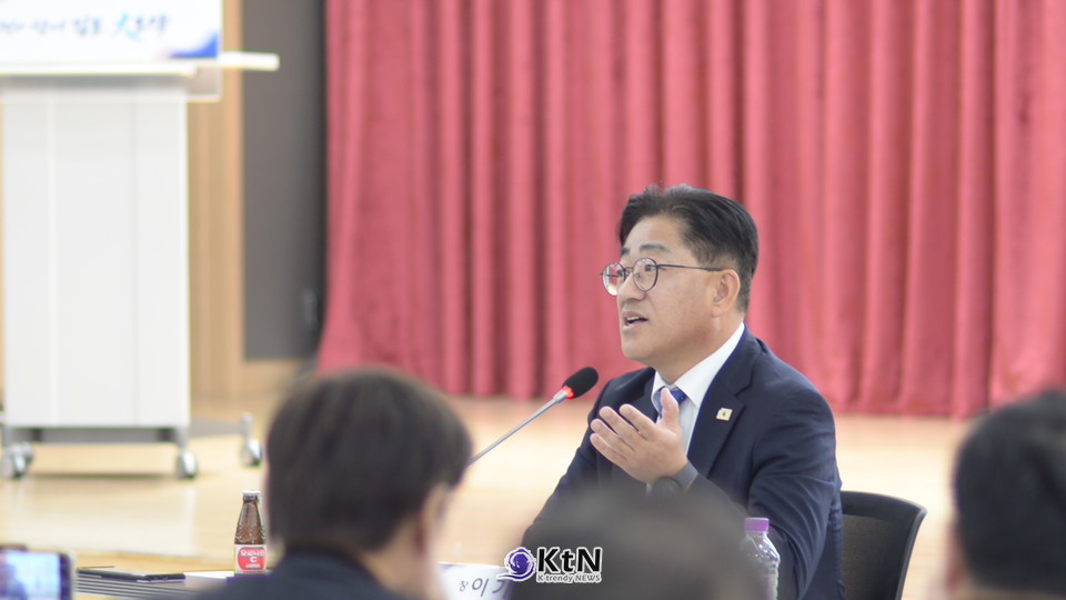 이기형 시장은 지방정부가 전혀 없던 것을 새로 만들어내기보다 지역 안에 숨어 있는 고유한 가치를 찾아내는 일이 중요하다는 입장을 밝혔다. /사진=K trendy NEWS DB ⓒ케이 트렌디뉴스 무단전재 및 수집, 재배포금지